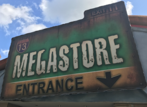 Entrée de l'attraction Megastore